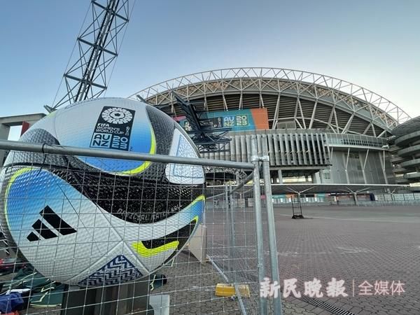 因此，电影在2017年6月就推动校园自媒体加入;影者联盟；2018年5月，在尚未公布定档信息之际，《阿修罗》就先行启动了;百城百校千万学子踏入新世界系列联欢活动；据悉，片方后续将会邀请更多年轻人参与到电影的活动中来，将与年轻人的融合进行到底